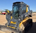 Used Deere Loader